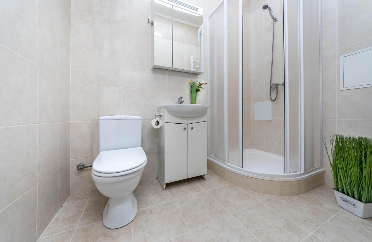 Maidan, Khreschatyk 3Br Kijev Kültér fotó